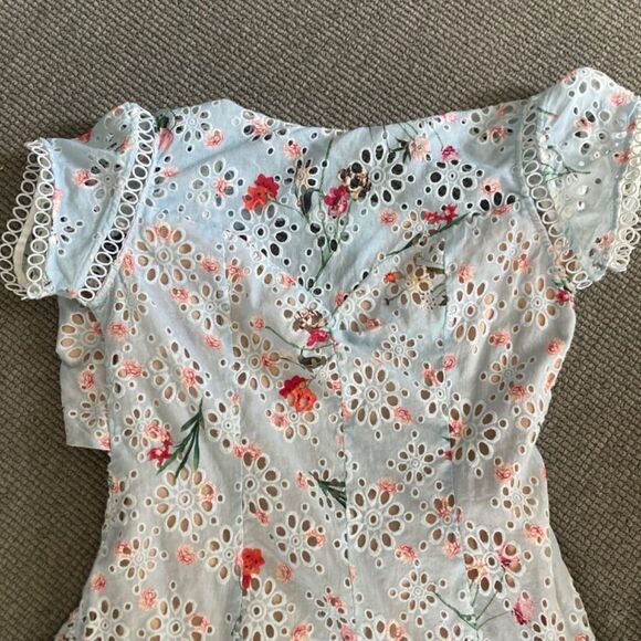 SYDNEY BRODERIE SHORT SLEEVE DRESS NWT - Picture 9 of 14